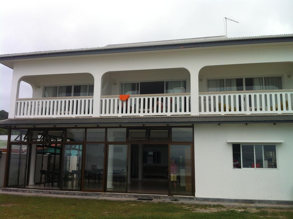 Marie-France Beach Front Apartments Đảo Đảo La Digue Phòng bức ảnh